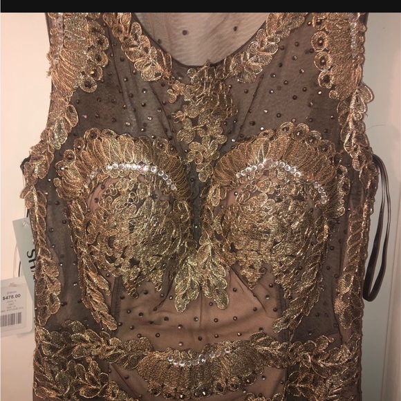 Size 16 Shail K formal gown - Picture 2 of 8